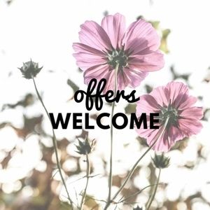 FEEL FREE TO MAKE AN OFFER!!! HAPPY POSHING<3